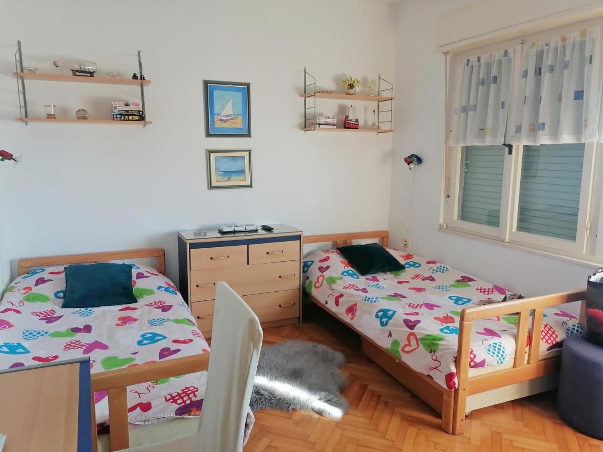 Apartments By The Sea Kastel Stari, Kastela - 19465 Exterior photo